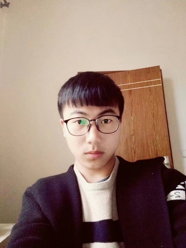 转身只为博她一笑的第一张照片--芜湖中老年相亲网