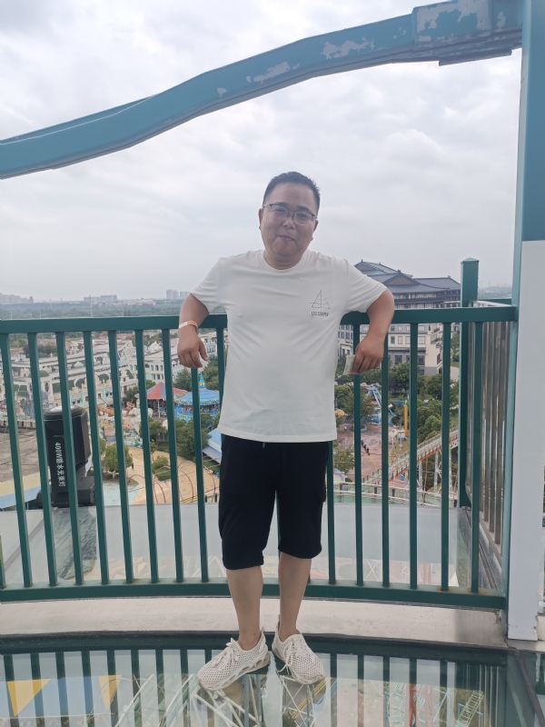 飞哥的第一张照片--芜湖中老年相亲网