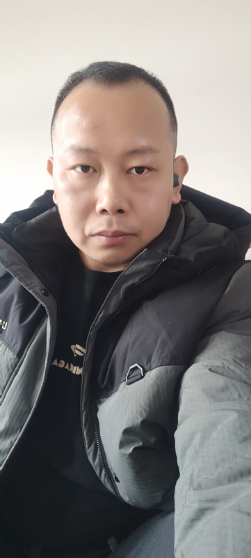 小范的第一张照片--芜湖中老年相亲网